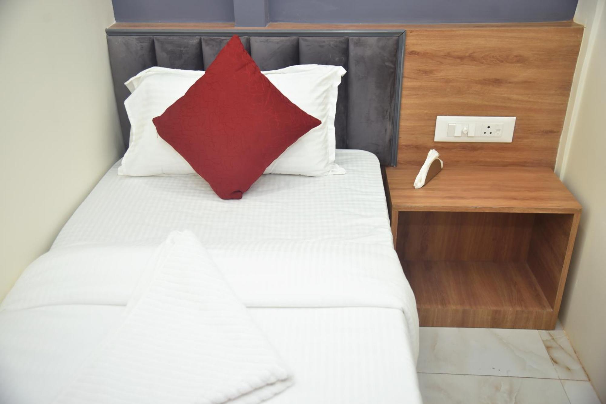 Vogue Cabin Stay Near Nesco Bombay Exhibition Centre Ngoại thất bức ảnh